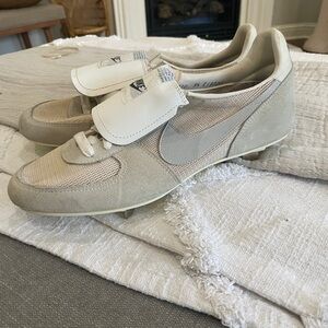 Vintage Nike Baseball Cleats